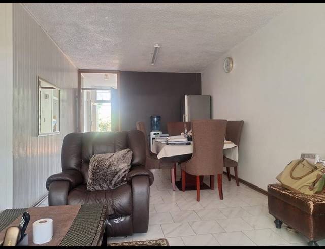 2 BEDROOM APARTMENT FOR SALE IN LINDEN